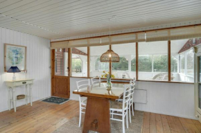 Charm And Idyll In Hou in Hals
